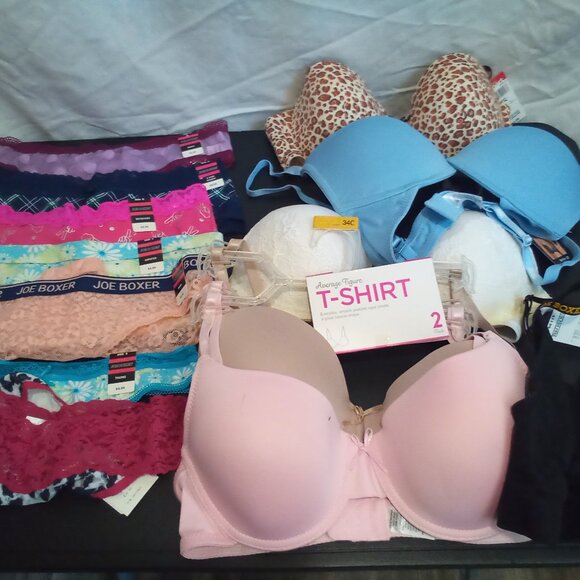 Intimates - Picture 4 of 4